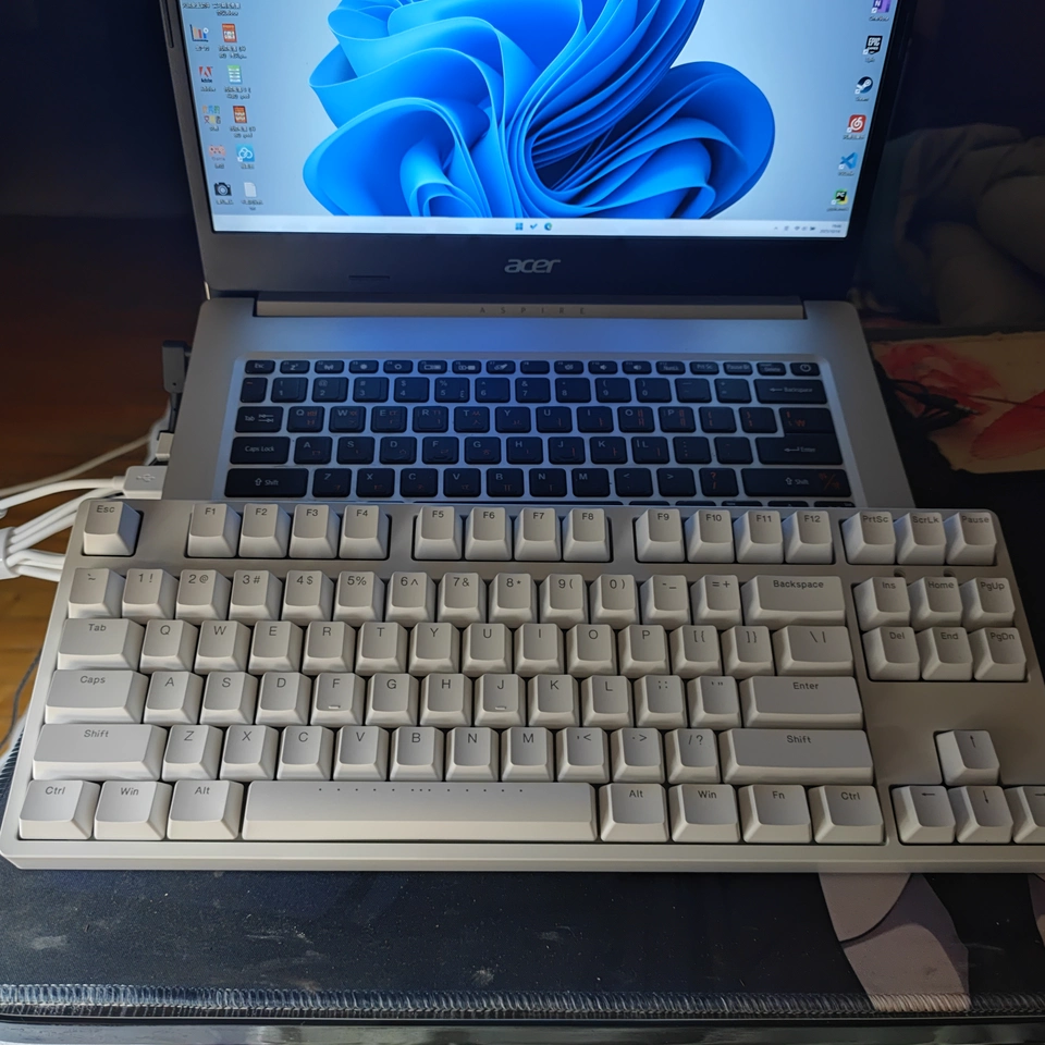 IKBC Wired Vintage C87 cherry  - Gaming Keyboard Tkl review and price